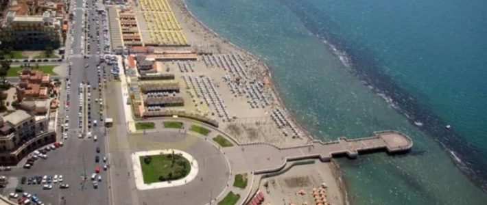 GIUNTA DI ROMA CAPITALE APPROVA DELIBERA DI ADOZIONE PRELIMINARE PIANO UTILIZZAZIONE ARENILI DI ROMA GIUNTA DI ROMA CAPITALE APPROVA DELIBERA DI ADOZIONE PRELIMINARE PIANO UTILIZZAZIONE ARENILI DI ROMA